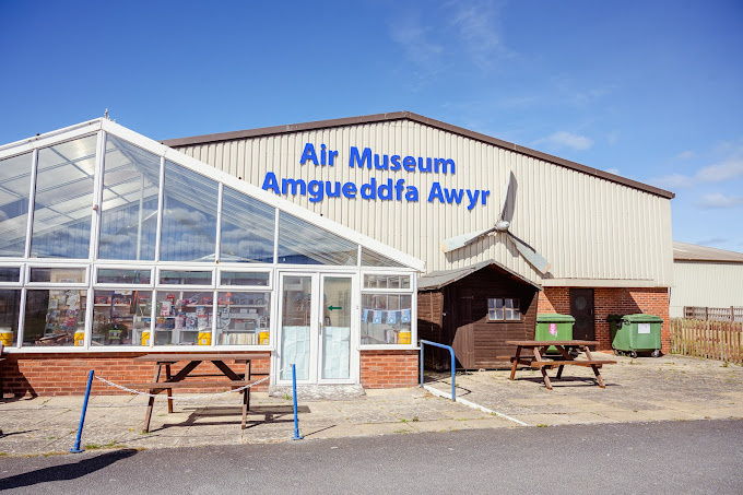 Airworld Aviation Museum|Museums|Travel