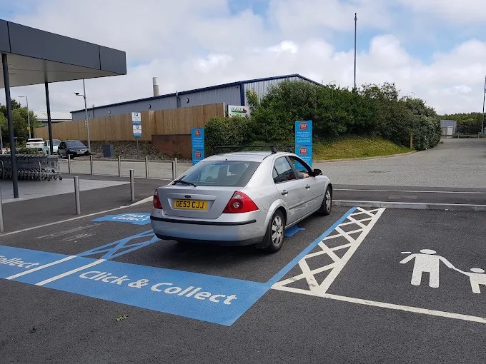 ALDI Shopping | Hypermarket