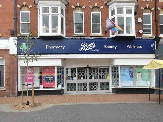 Boots Shopping | Store