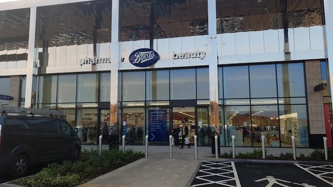 Boots Shopping | Store