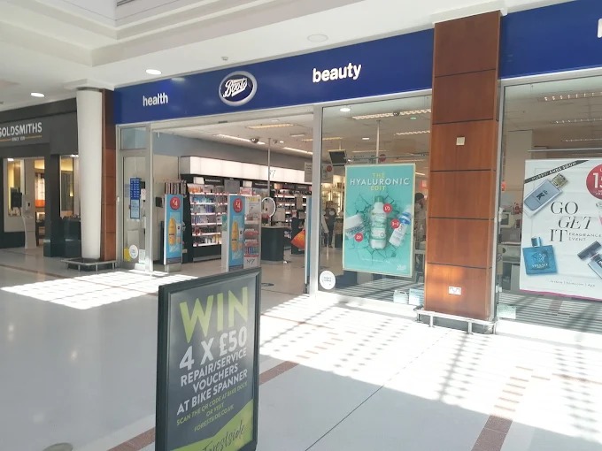 Boots Shopping | Store