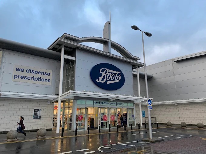 Boots Shopping | Store