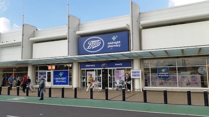 Boots Shopping | Store