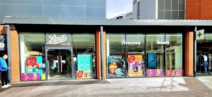 Boots Shopping | Store