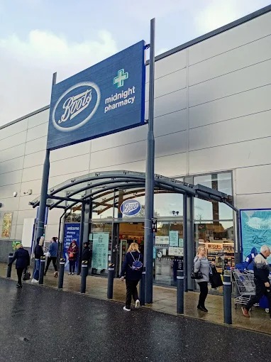 Boots Shopping | Store