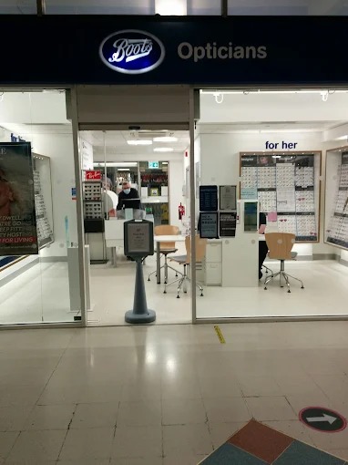 Boots Shopping | Store