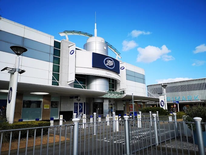 Boots Shopping | Store