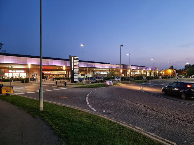 Cineworld Hemel Hempstead Entertainment | Movie Theater
