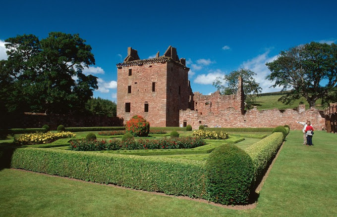 Edzell Castle and Garden Travel | Museums