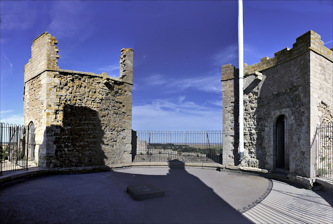 English Heritage - Orford Castle Orford Museums 03