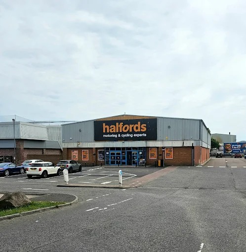 Halfords Shopping | Store