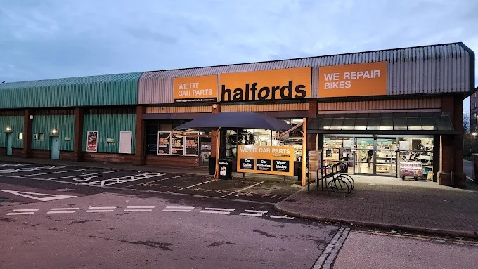 Halfords Shopping | Store