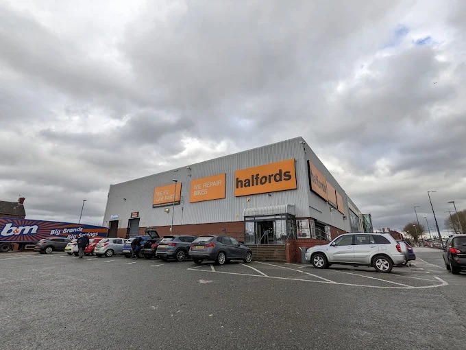Halfords Shopping | Store