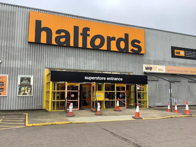 Halfords Shopping | Store