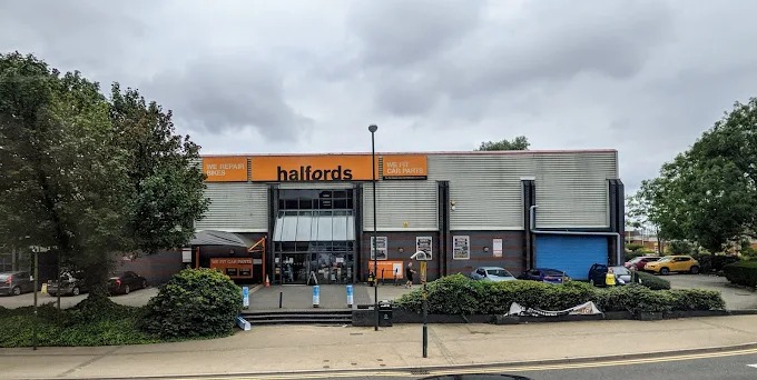 Halfords Shopping | Store