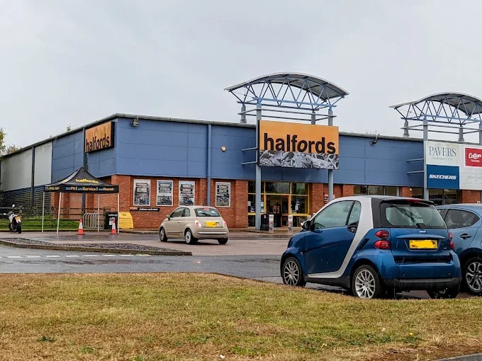 Halfords Shopping | Store