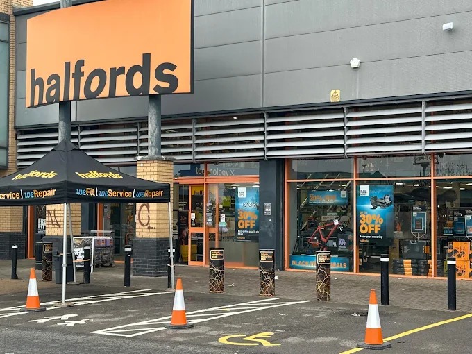 Halfords Shopping | Store