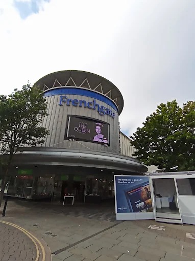 JD Sports Shopping | Store