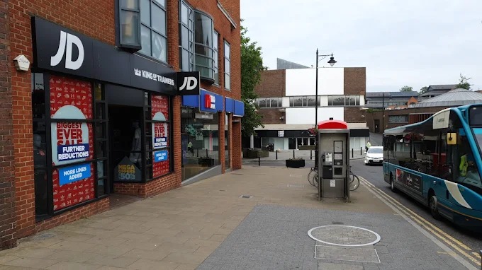 JD Sports Shopping | Store