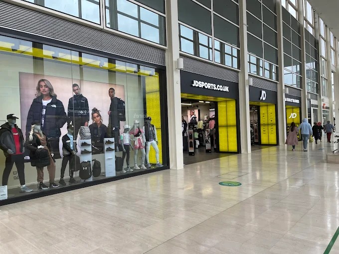 JD Sports Shopping | Store