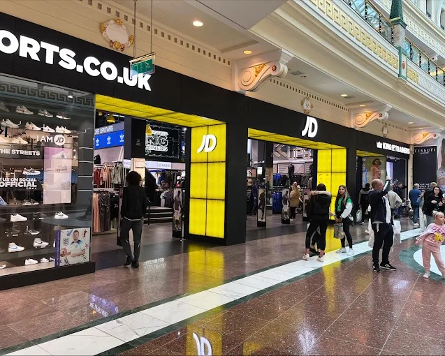 JD Sports Shopping | Store