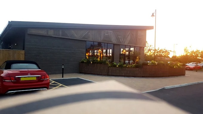 Nandos Food and Restaurant | Restaurant