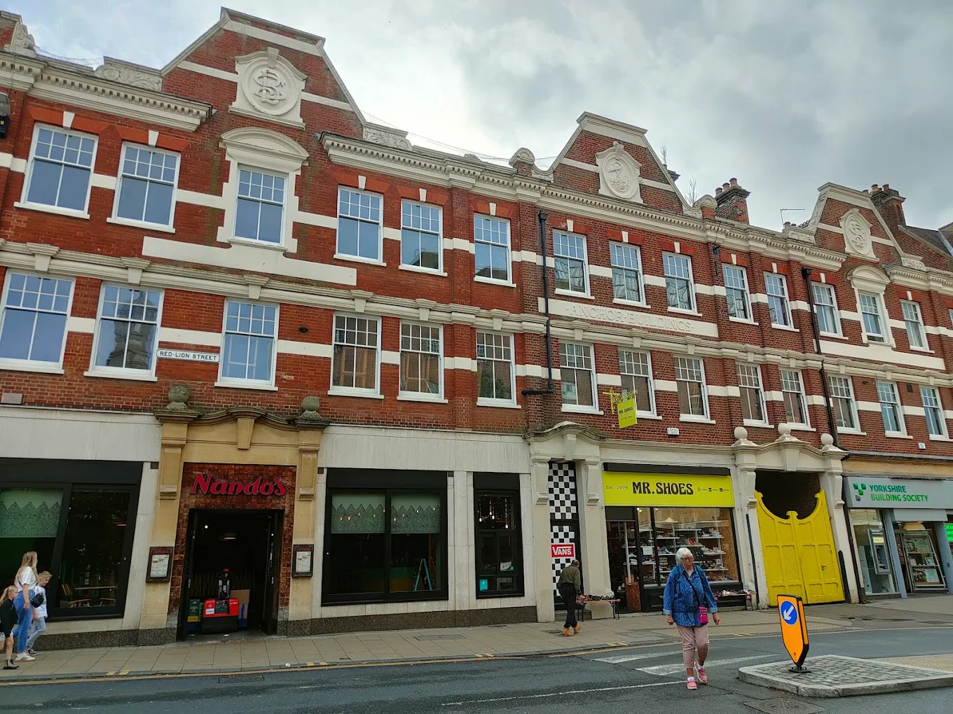 Nandos Food and Restaurant | Restaurant