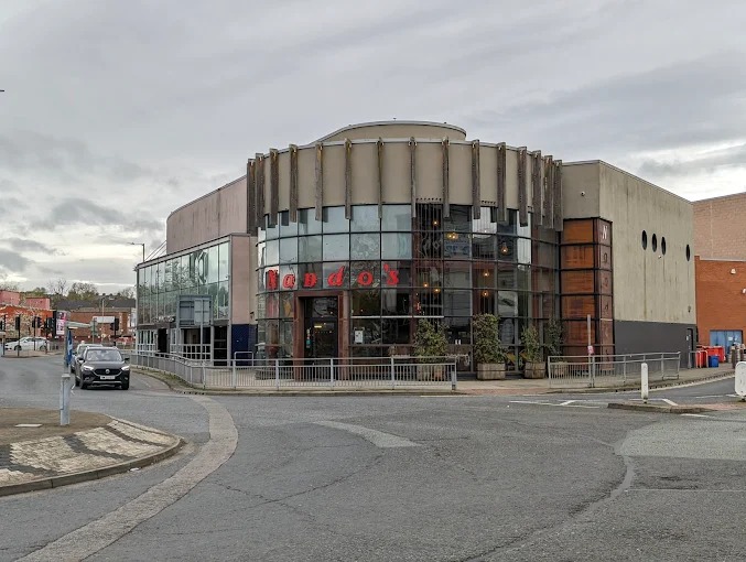 Nandos Food and Restaurant | Restaurant