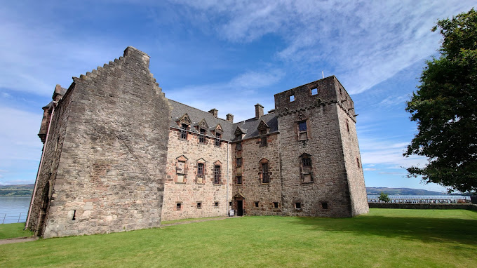 Newark Castle - Logo