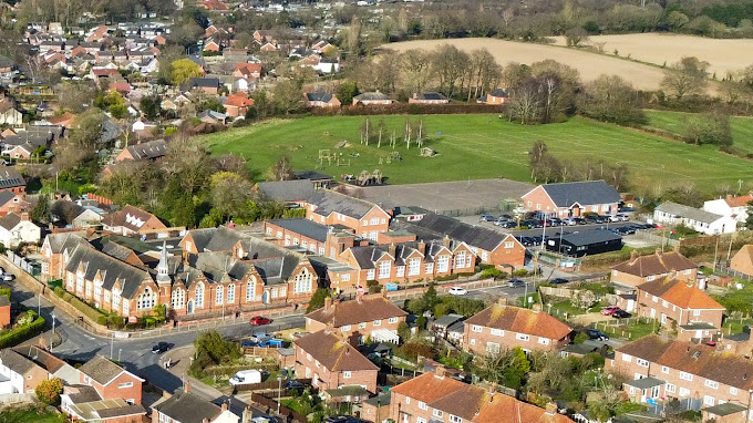 North Walsham Infant & Junior School North Walsham Schools 01