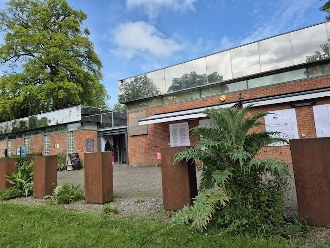 Oriel Davies Gallery Travel | Museums
