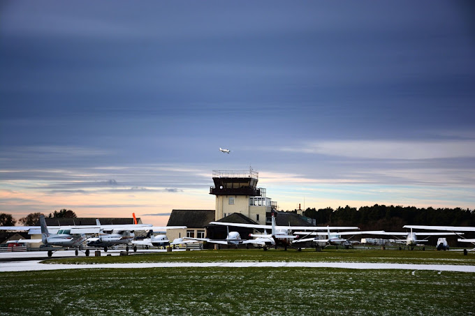 Perth Airport EGPT - Logo