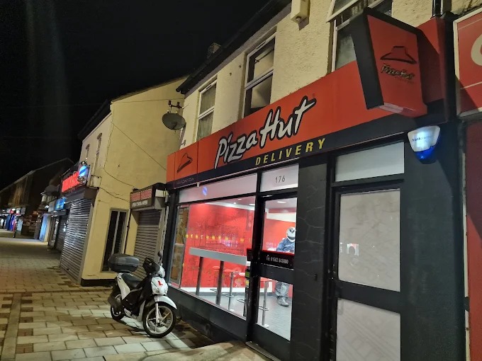 Pizza Hut Food and Restaurant | Fast Food