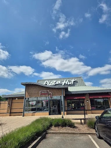 Pizza Hut Castlegate Food and Restaurant | Fast Food
