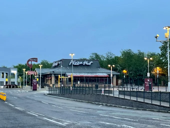 Pizza Hut Food and Restaurant | Fast Food