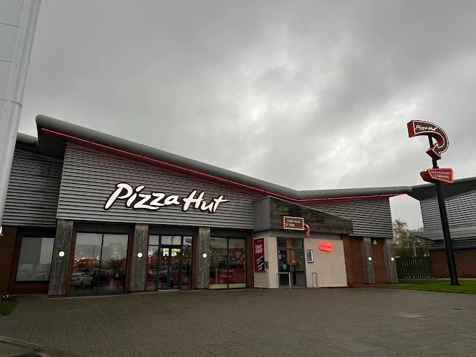 Pizza Hut Food and Restaurant | Fast Food