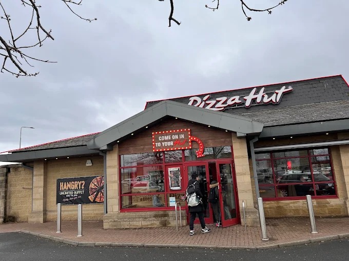 Pizza Hut Food and Restaurant | Fast Food