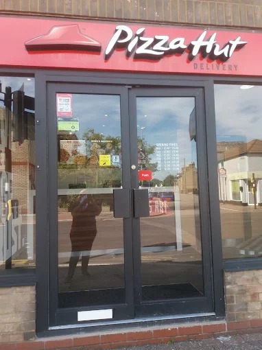 Pizza Hut Food and Restaurant | Fast Food