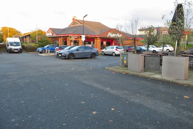 Pizza Hut Kettering Food and Restaurant | Fast Food