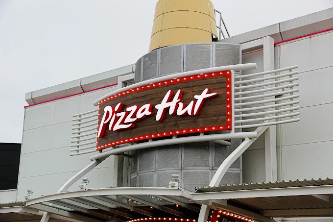 Pizza Hut Kinnaird Park Food and Restaurant | Fast Food