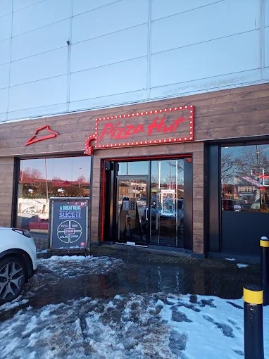 Pizza Hut Food and Restaurant | Fast Food