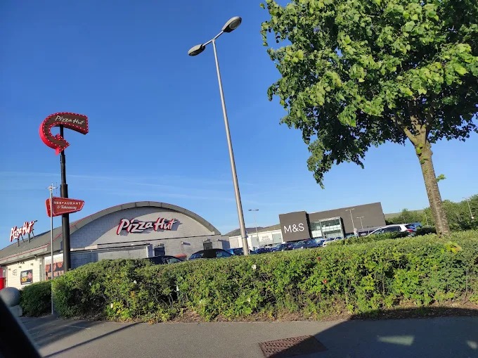 Pizza Hut Food and Restaurant | Fast Food