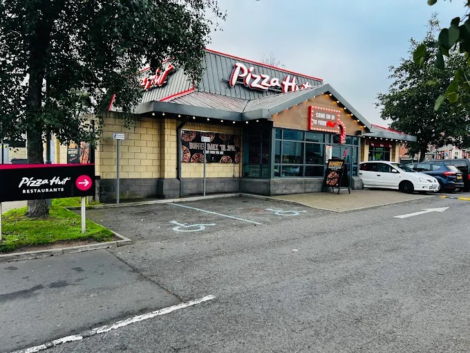 Pizza Hut Food and Restaurant | Fast Food