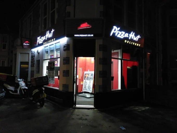 Pizza Hut Food and Restaurant | Fast Food