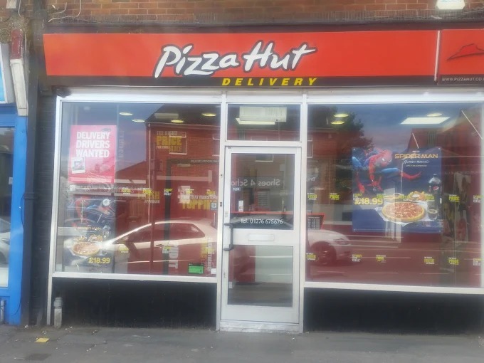 Pizza Hut Food and Restaurant | Fast Food