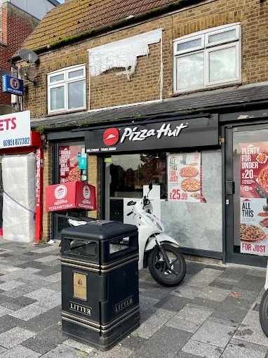 Pizza Hut Uxbridge Rd Food and Restaurant | Fast Food