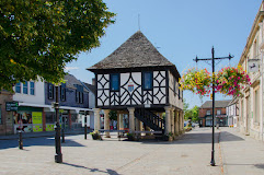 Royal Wootton Bassett Town Hall Museum Logo