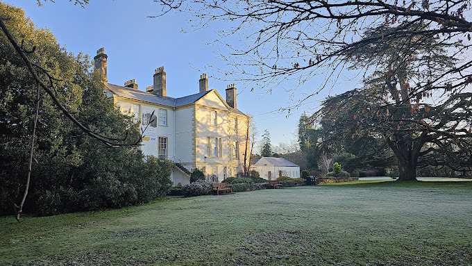 Rozelle House Museum and Galleries Logo