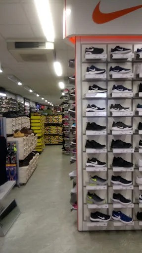 Sports Direct Corby Store 003