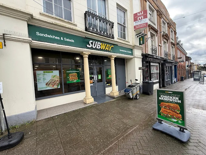 Subway Food and Restaurant | Fast Food